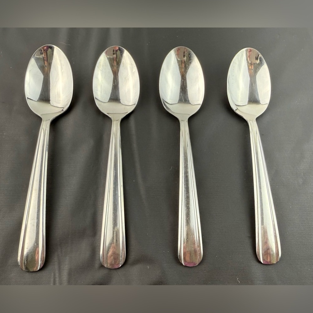 WALLACE SILVER Fleetline (Stainless) by Wallace Silver Lot‎ of 4 Teaspoons